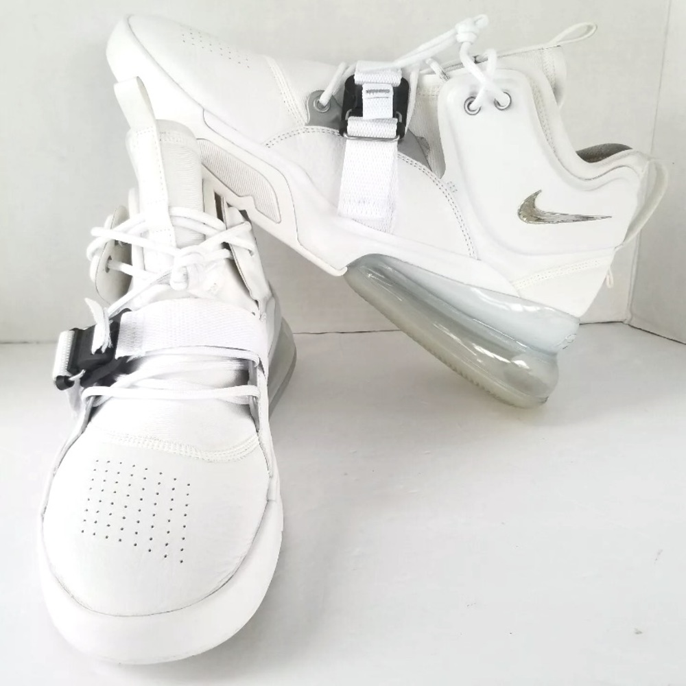Nike Air Force 270 - White/Silver - Size 12.5